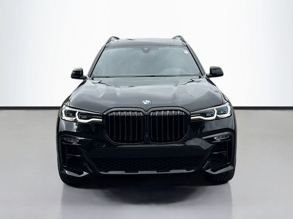 2021 Bmw X7 M50i photo 2