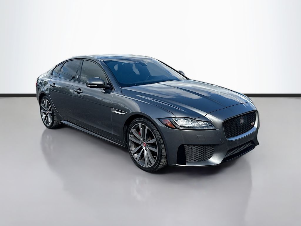 2016 Jaguar XF S photo 3