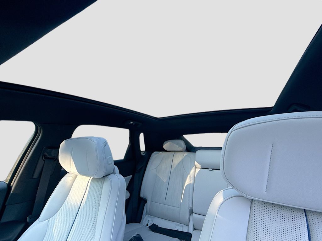 2025 Cadillac LYRIQ Sport 1 - Photo 22