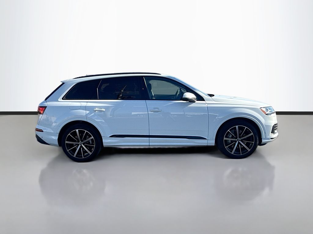 2023 Audi Q7 Prestige photo 4