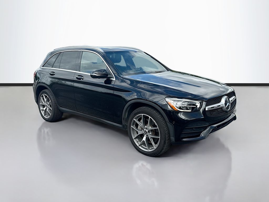 2020 Mercedes Benz GLC 300 photo 3