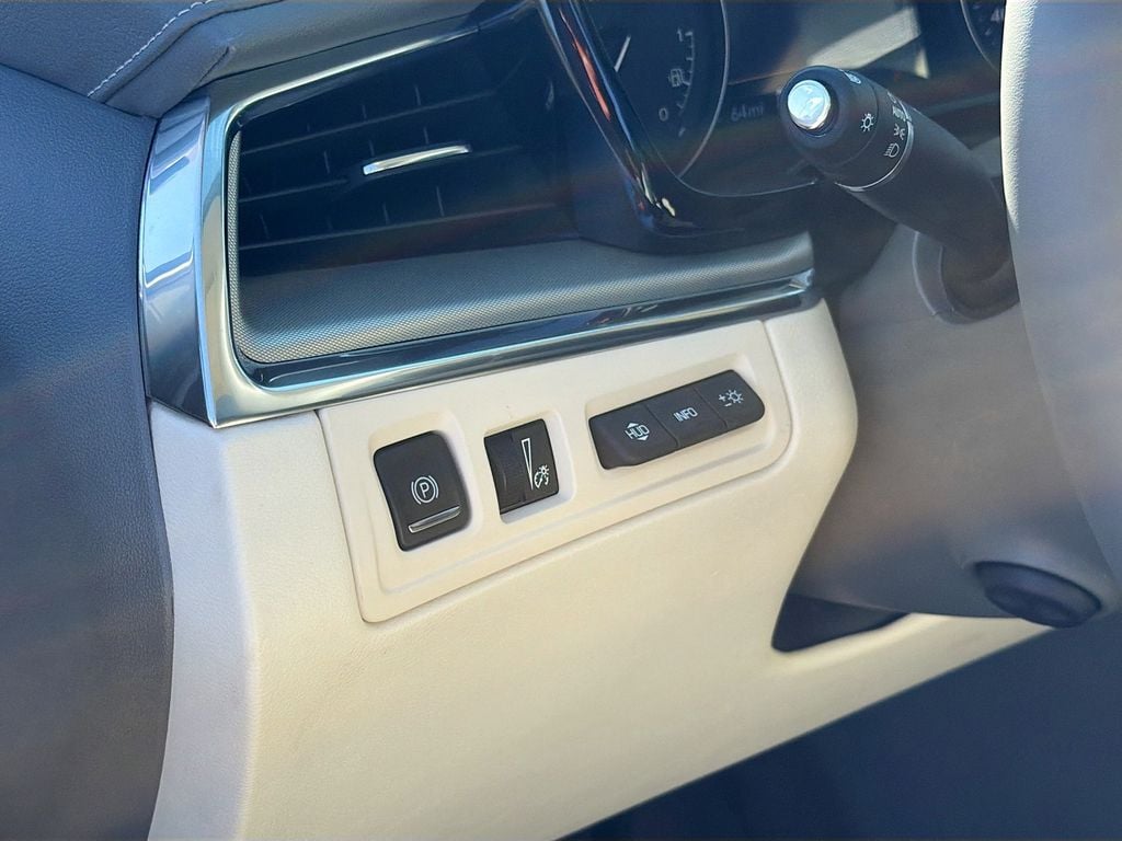 2026 Cadillac XT5 Premium Luxury - Photo 10