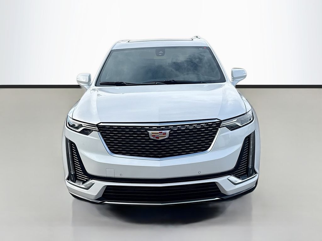 New 2025 CADILLAC XT6 Luxury SUV