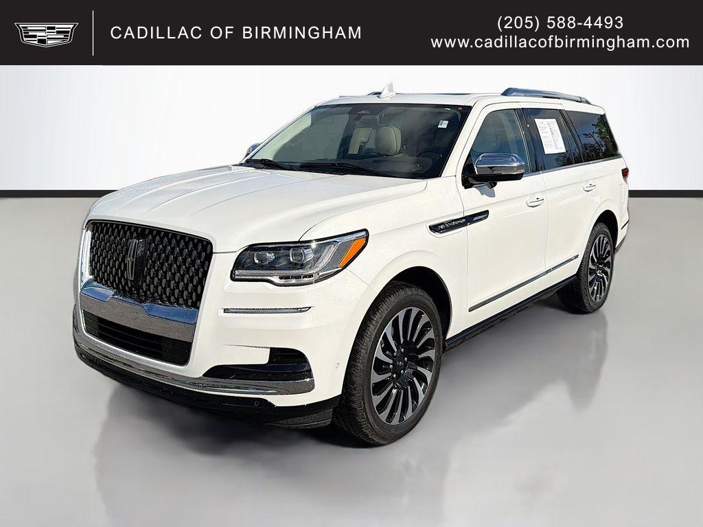 2023 Lincoln Navigator Black Label's photo