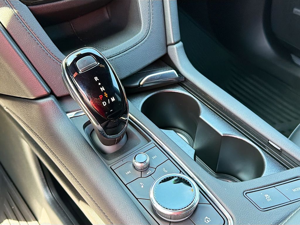 2026 Cadillac XT5 Luxury - Photo 16