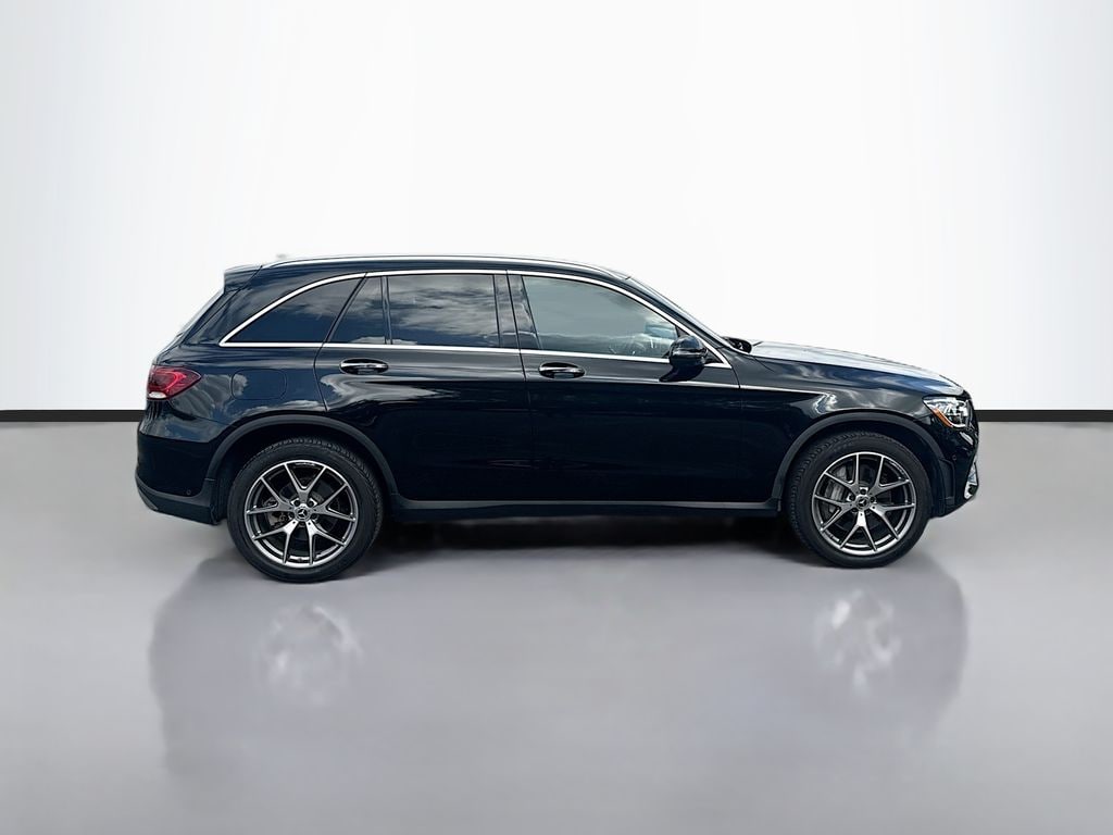 2020 Mercedes Benz GLC 300 photo 4