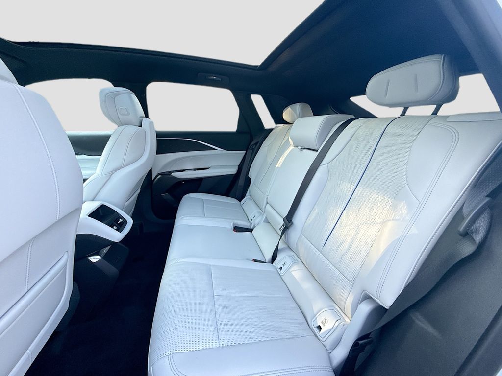 2025 Cadillac LYRIQ Sport 1 - Photo 25