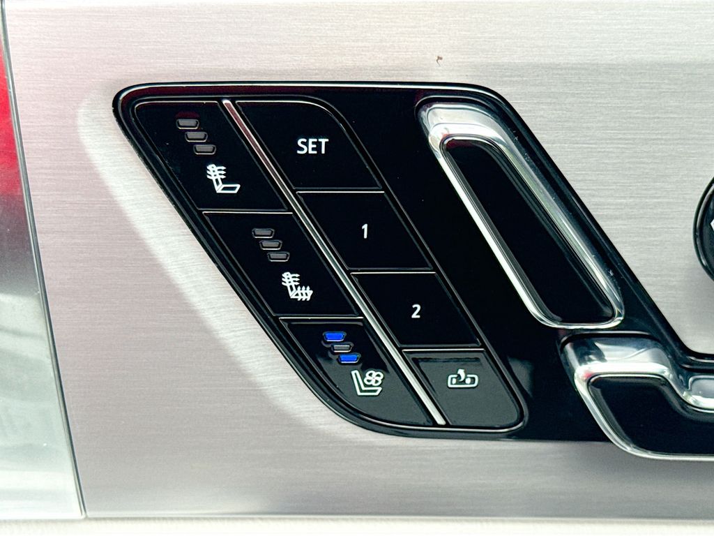 2026 Cadillac VISTIQ Sport - Photo 20