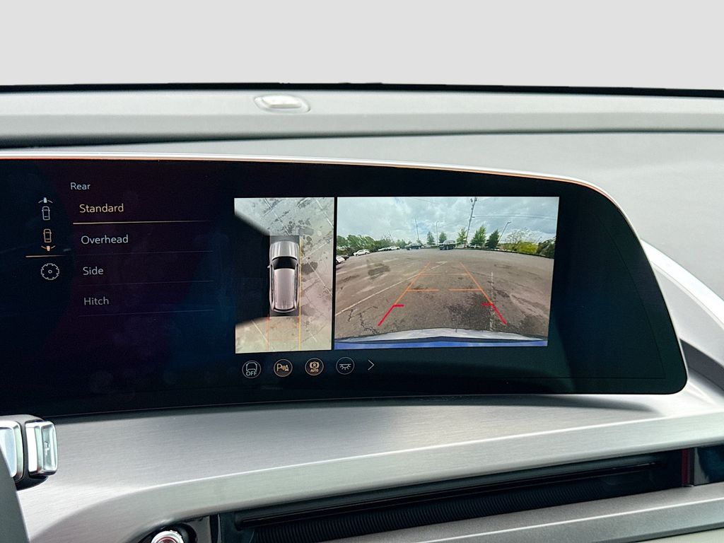2026 Cadillac VISTIQ Sport - Photo 14