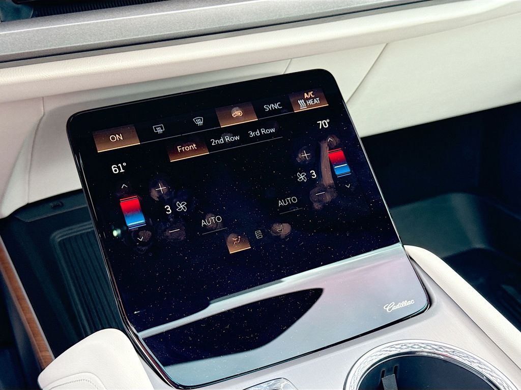 2026 Cadillac VISTIQ Sport - Photo 16