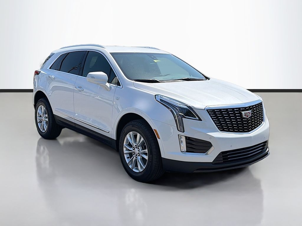 New 2026 CADILLAC XT5 Luxury SUV