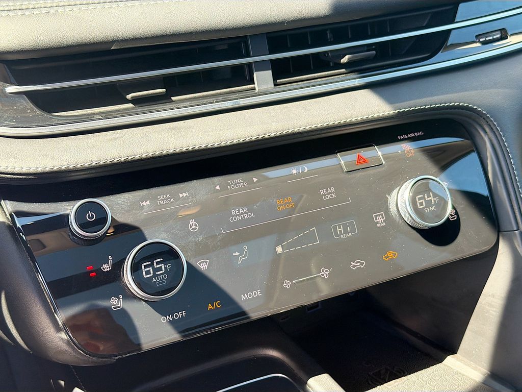 2023 INFINITI QX60 LUXE - Photo 16