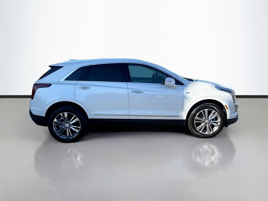 New 2025 CADILLAC XT5 Premium Luxury SUV