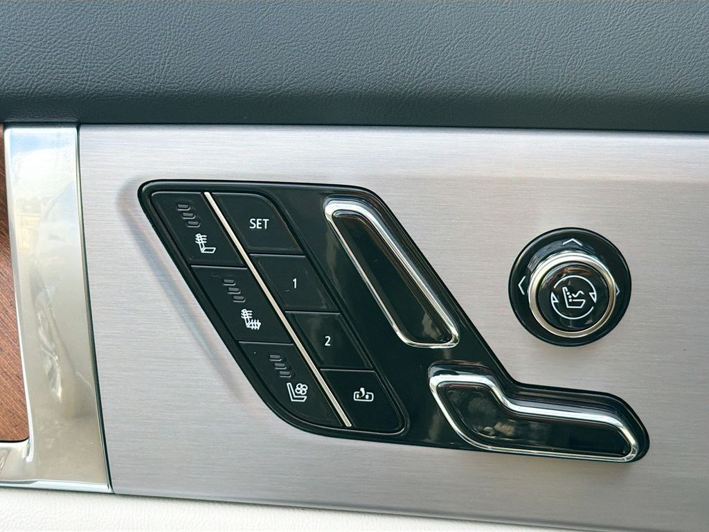 2026 Cadillac VISTIQ Sport - Photo 20
