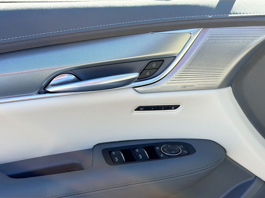 2026 Cadillac XT5 Premium Luxury - Photo 18