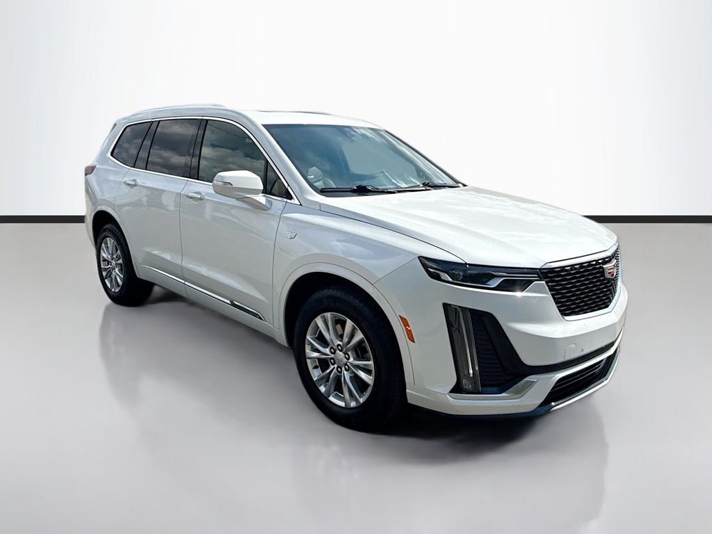 2023 Cadillac XT6 Luxury photo 3