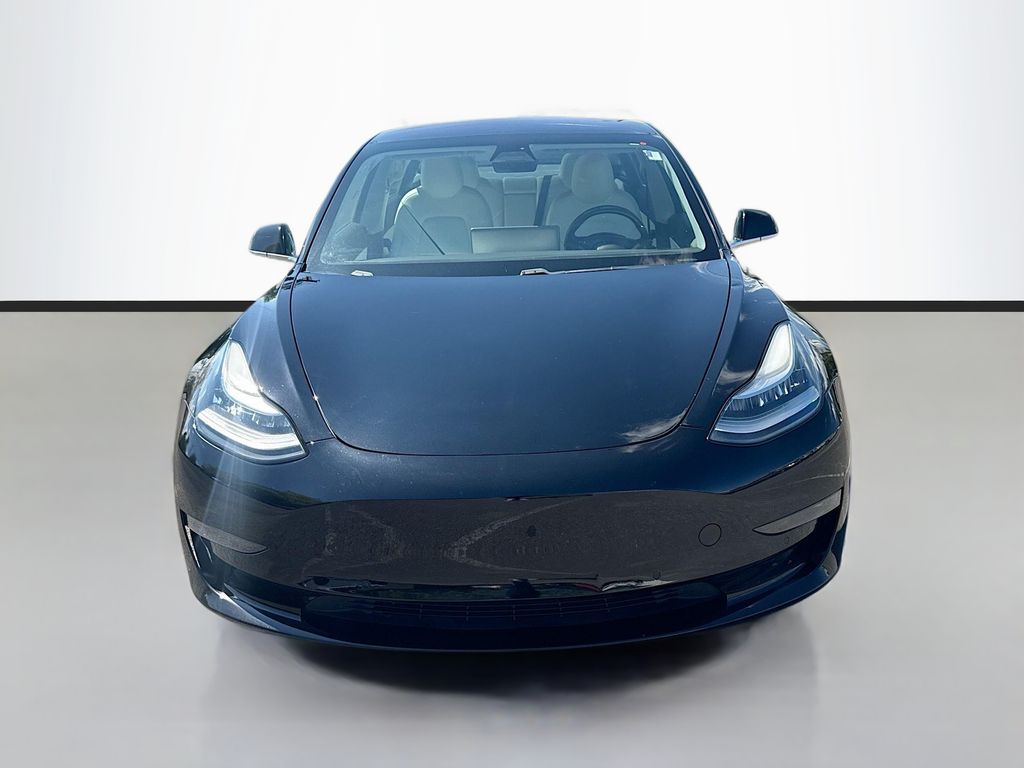 2019 Tesla Model 3 Mid Range photo 2