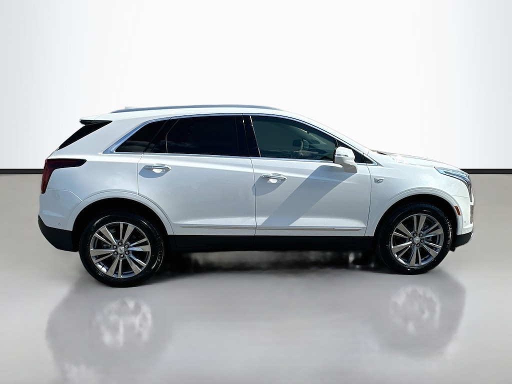 New 2026 CADILLAC XT5 Premium Luxury SUV