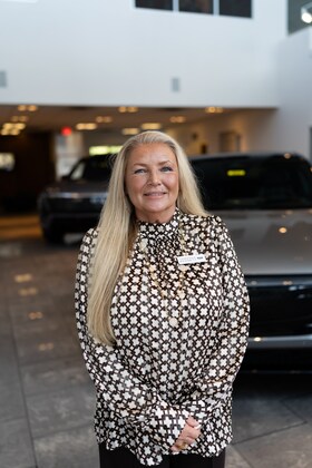 Staff member TAWANA BENNETT from 31b6c50664c3