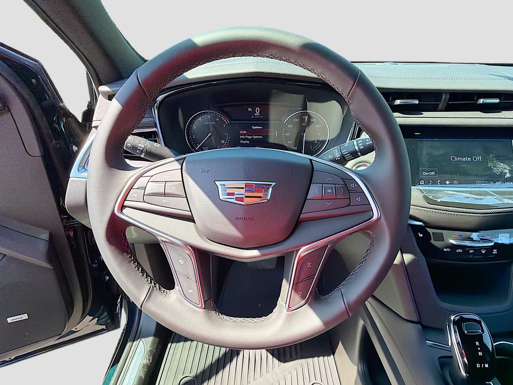 2026 Cadillac XT5 Luxury - Photo 11