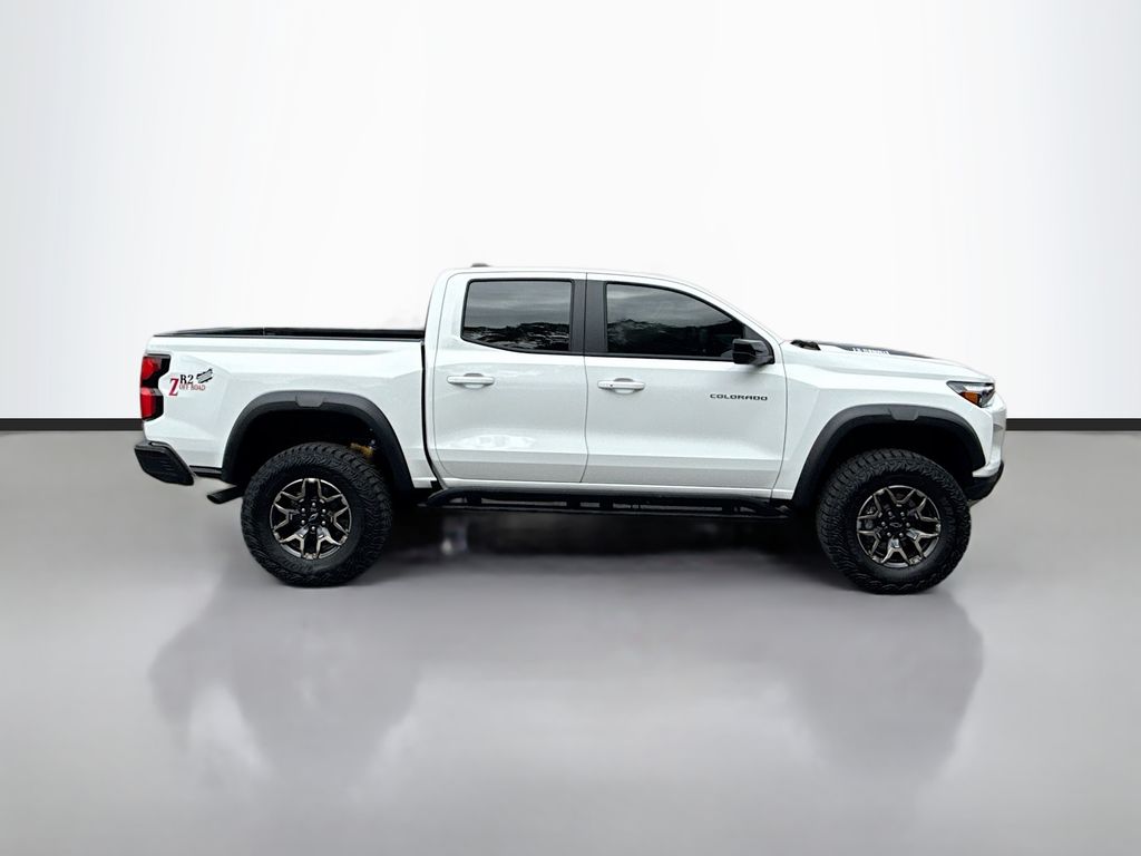 2024 Chevrolet Colorado ZR2 photo 4