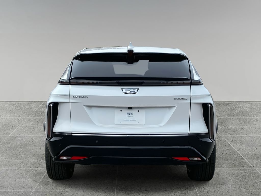 2025 Cadillac Lyriq Luxury photo 4
