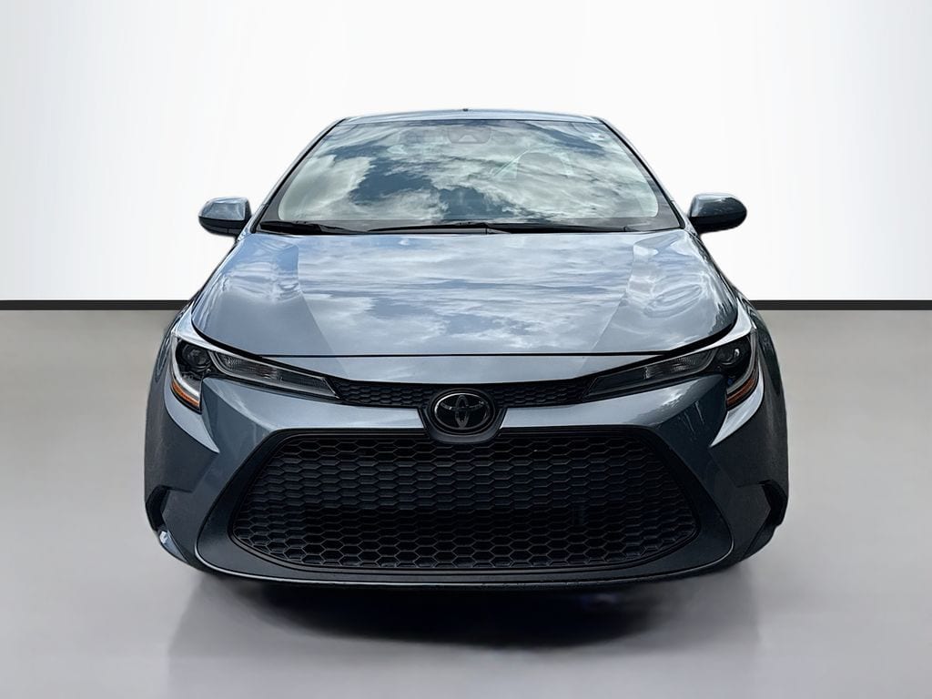 Used 2021 Toyota Corolla LE with VIN 5YFEPMAE4MP241865 for sale in Vestavia Hills, AL