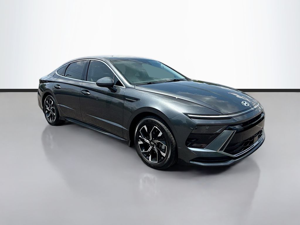 2024 Hyundai Sonata SEL photo 3