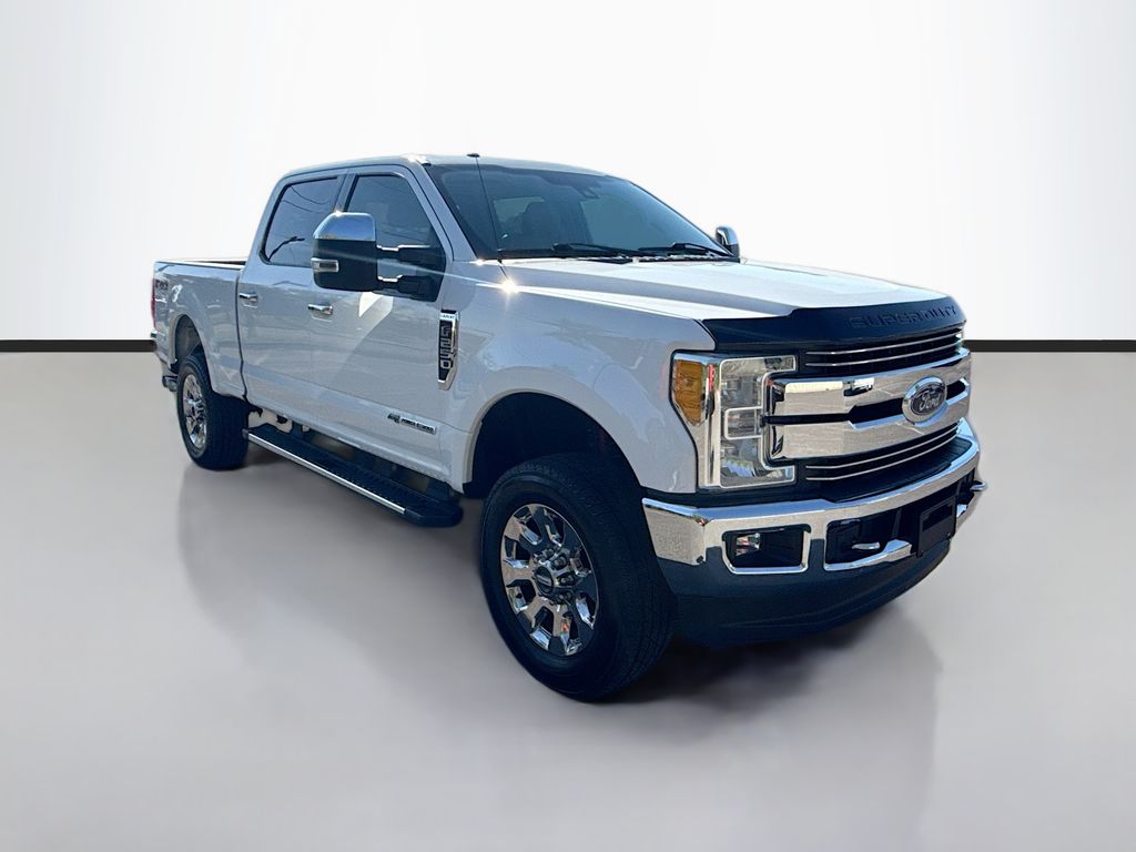 2017 Ford F-250 Lariat photo 3