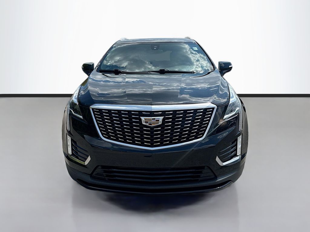 2021 Cadillac XT5 Luxury photo 2