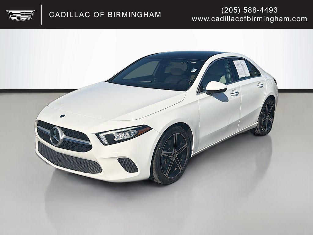 2022 Mercedes-Benz A-Class A220's photo