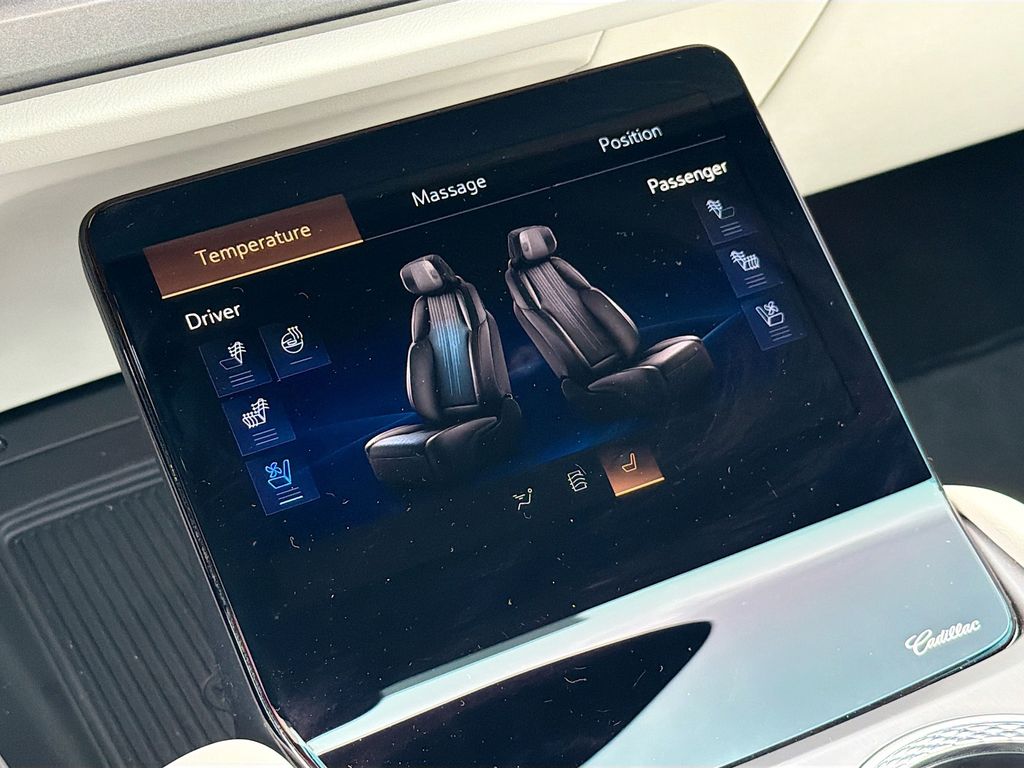 2026 Cadillac VISTIQ Sport - Photo 20