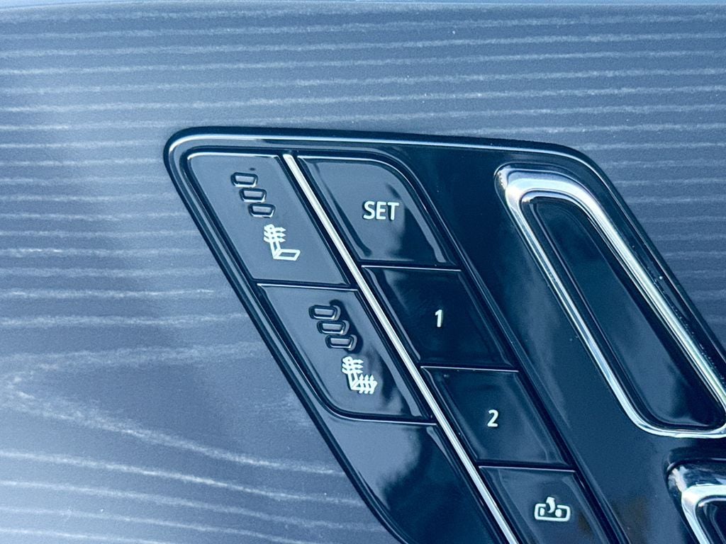 2025 Cadillac LYRIQ Sport 1 - Photo 20