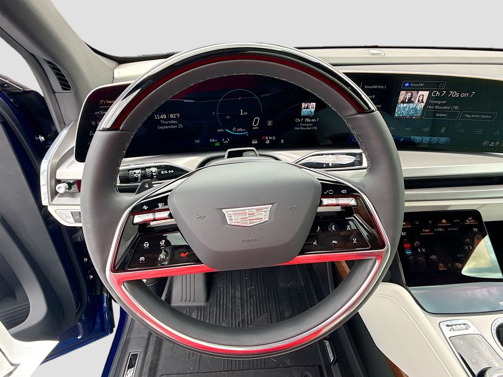 2026 Cadillac VISTIQ Sport - Photo 11