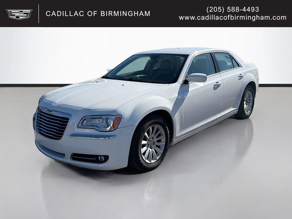 2013 Chrysler 300's photo