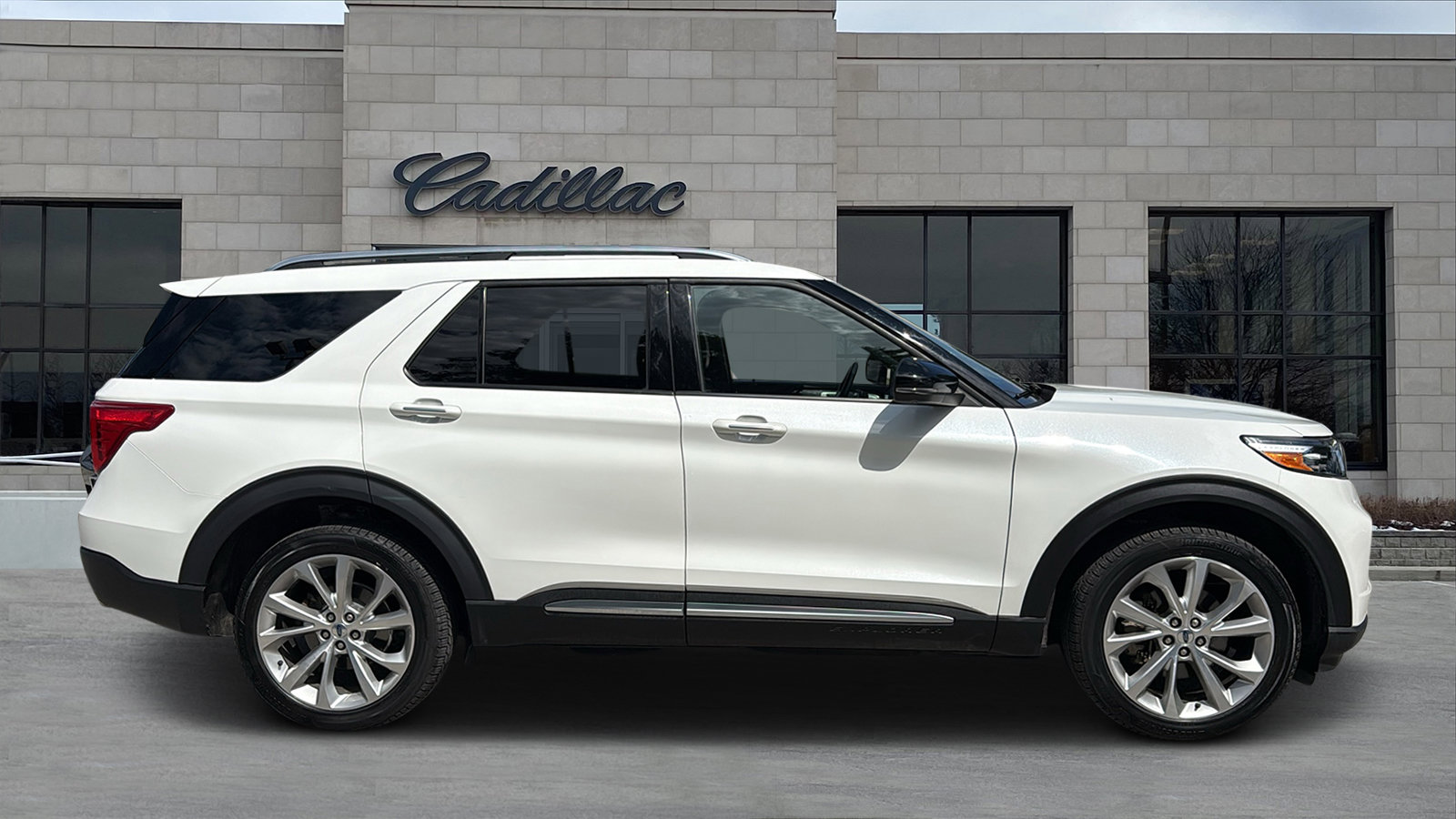 Used 2022 Ford Explorer Platinum SUV