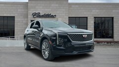 2025 CADILLAC XT4 Premium Luxury SUV