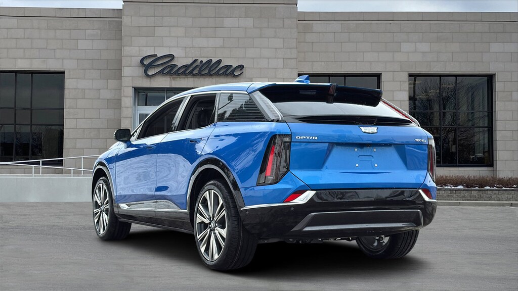 New 2026 CADILLAC OPTIQ Premium Luxury SUV