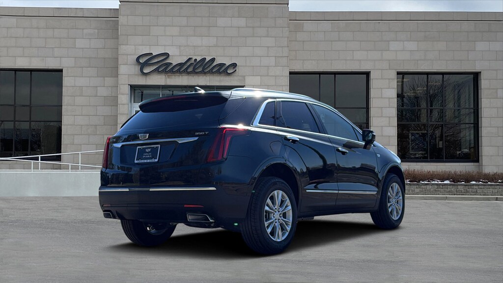 New 2025 CADILLAC XT5 Luxury SUV