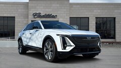2026 CADILLAC LYRIQ Signature Luxury SUV