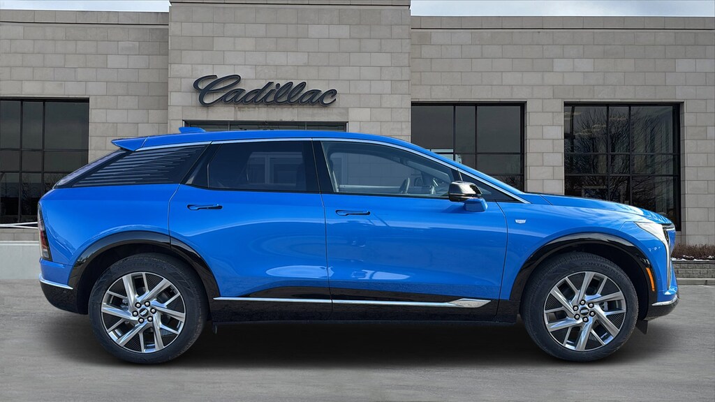 New 2026 CADILLAC OPTIQ Luxury SUV