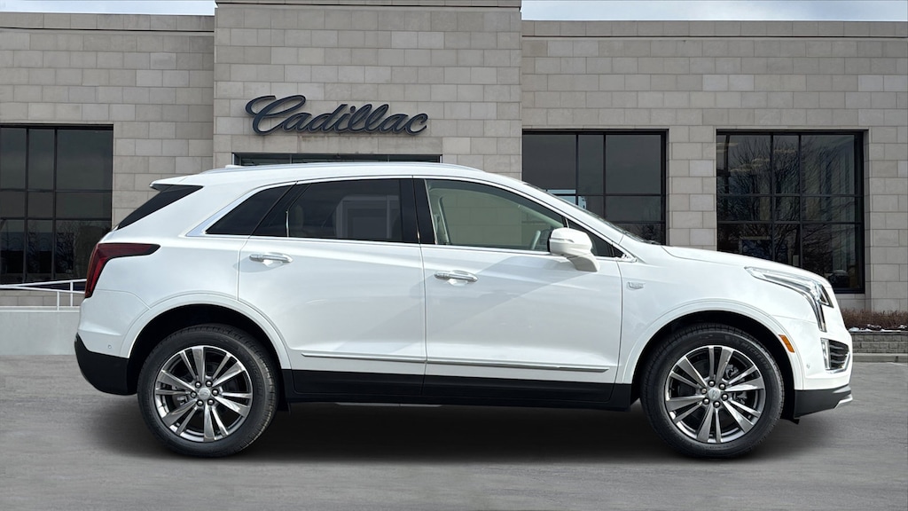 New 2026 CADILLAC XT5 Premium Luxury SUV