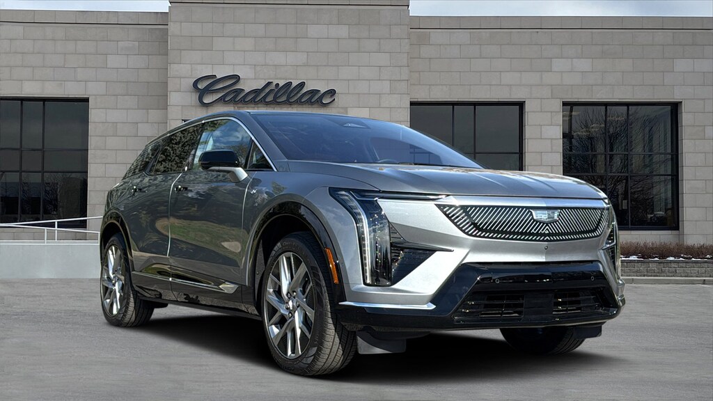 New 2025 CADILLAC OPTIQ Luxury w/1SC SUV