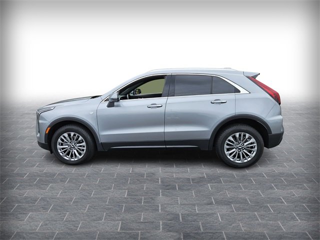 2024 Cadillac XT4 Premium Luxury photo 2