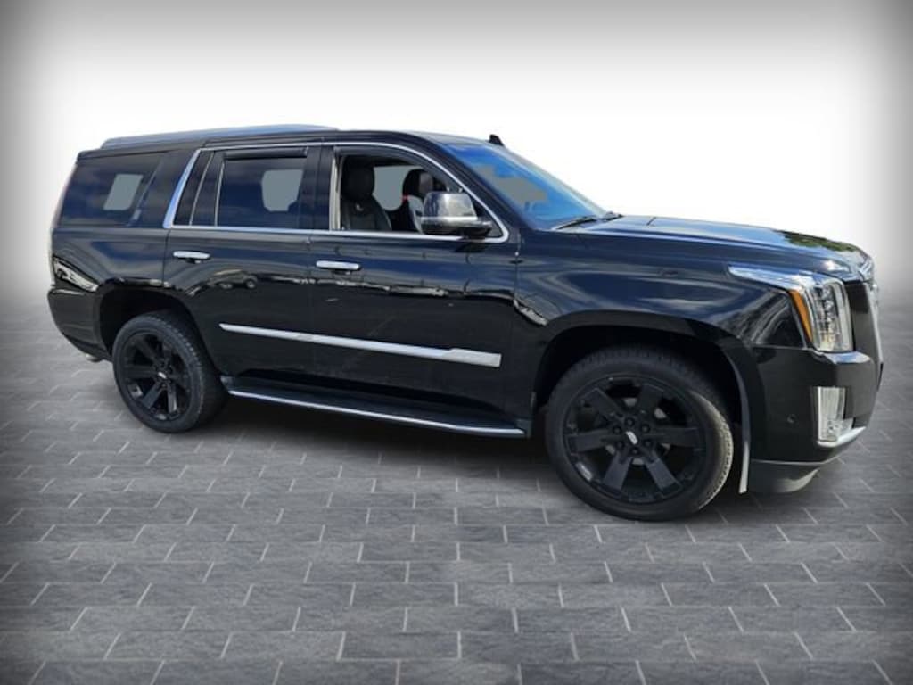 Used 2019 CADILLAC Escalade Luxury SUV