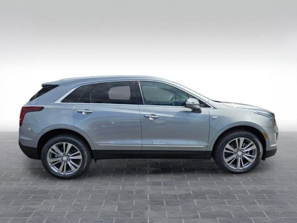 New 2026 CADILLAC XT5 Premium Luxury SUV