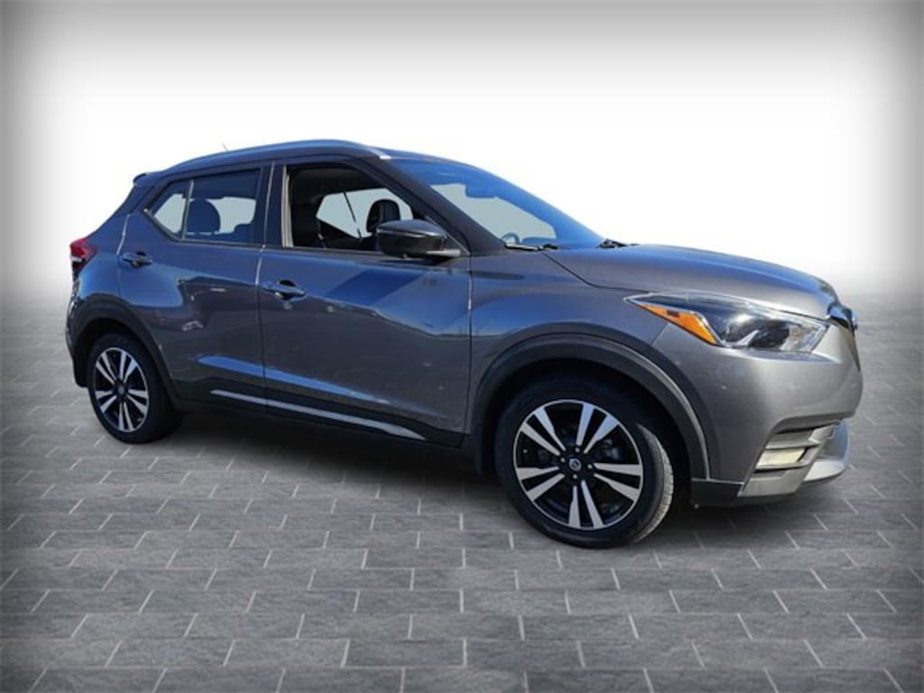 Used 2019 Nissan Kicks SR