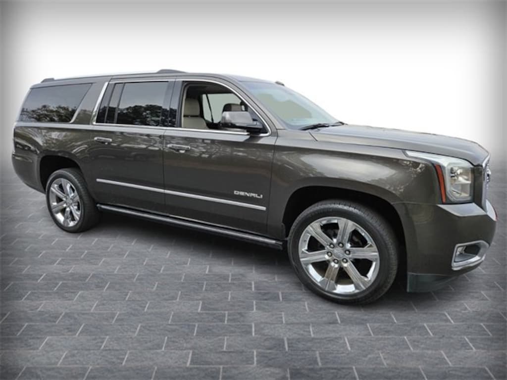 Used 2019 GMC Yukon XL Denali SUV