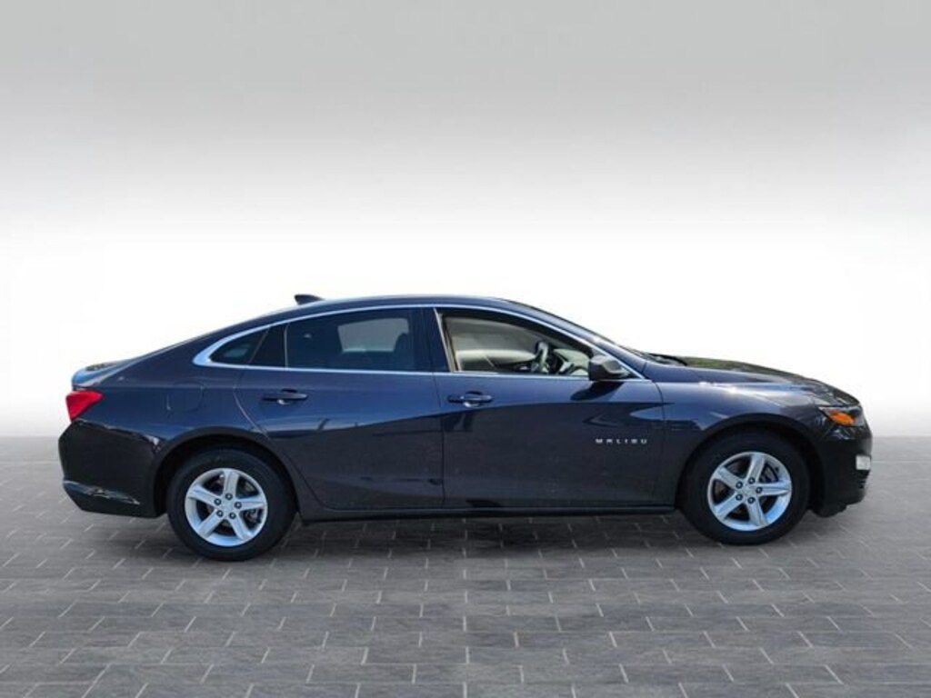 Used 2023 Chevrolet Malibu LS Car