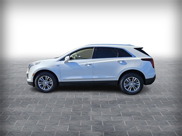 2021 Cadillac XT5 Premium Luxury photo 2